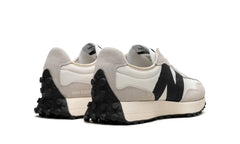 New Balance 327 Sea Salt Black