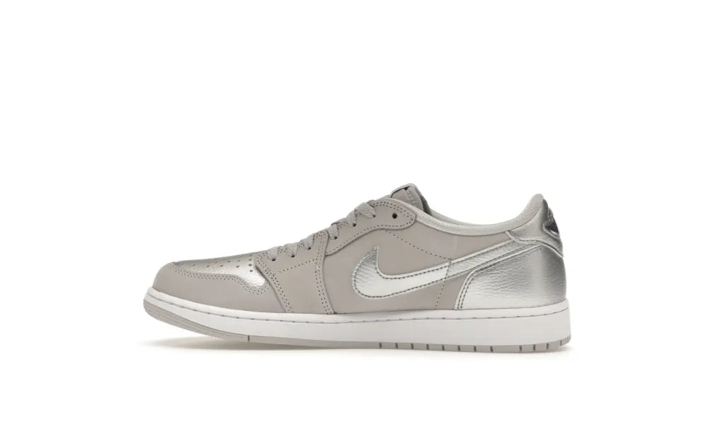 Jordan 1 Low OG Metallic Silver