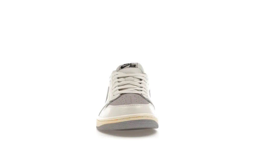 Jordan 1 Retro Low OG Atmosphere Grey