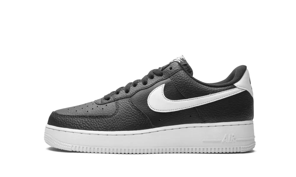 Nike Air Force 1 Low '07 Black White Pebbled Leather