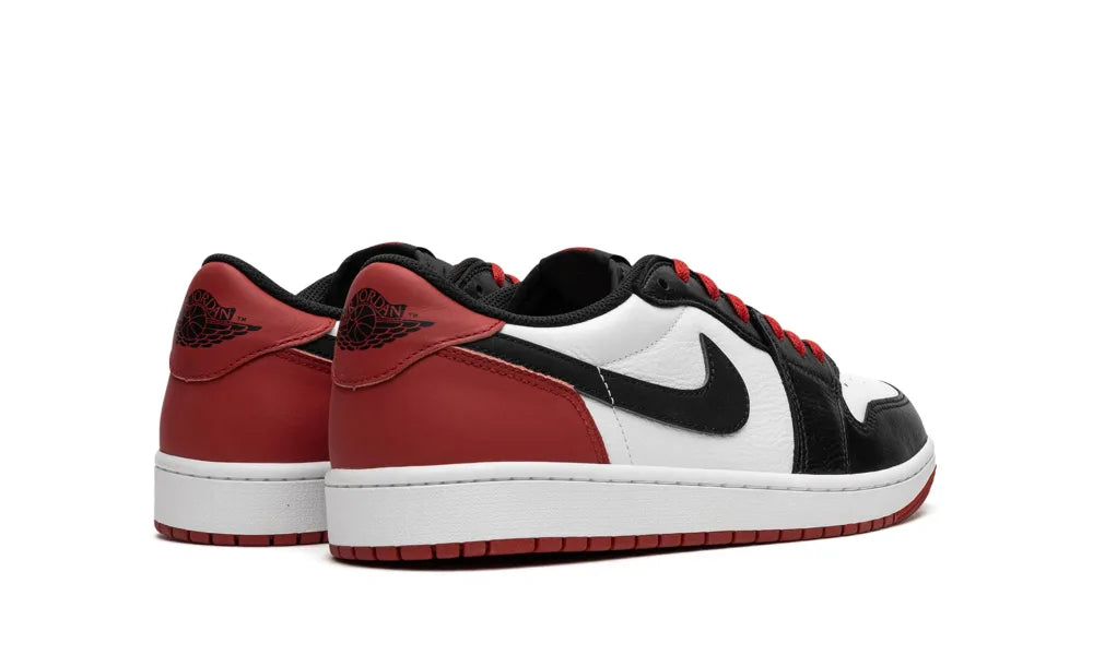 Jordan 1 Retro Low OG Black Toe (2023)