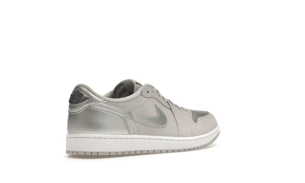 Jordan 1 Low OG Metallic Silver